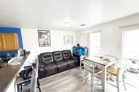Townhouse in Pompano Beach, Florida 3 bedrooms, 120.31 sq.m. № 2182992 - photo 10