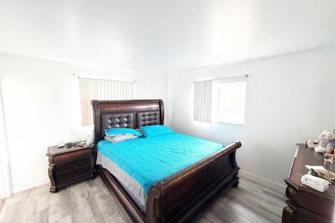 Townhouse in Pompano Beach, Florida 3 bedrooms, 120.31 sq.m. № 2182992 - photo 24