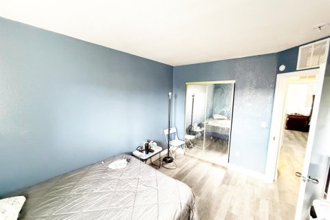 Townhouse in Pompano Beach, Florida 3 bedrooms, 120.31 sq.m. № 2182992 - photo 20