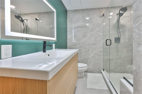 Copropriété à vendre à Seminole, Floride: 2 chambres, 91.04 m2 № 2148282 - photo 16