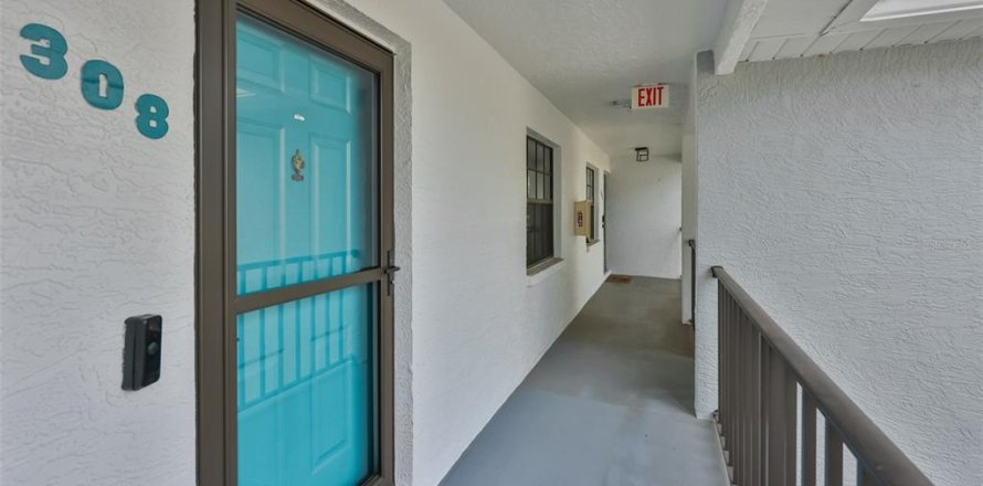 Condo à Seminole, Floride, 2 chambres  № 2148282