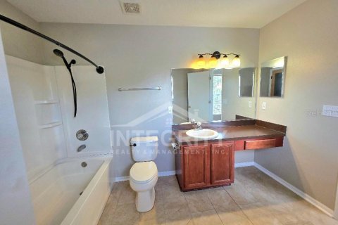 Casa en alquiler en Land O' Lakes, Florida, 4 dormitorios, 195.37 m2 № 1882888 - foto 26