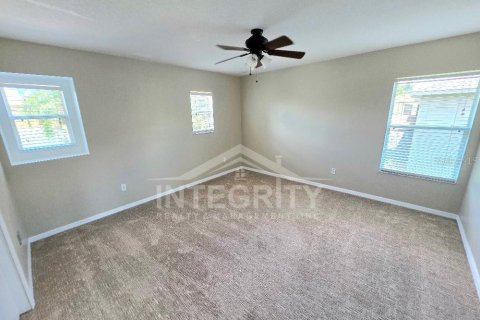 Casa en alquiler en Land O' Lakes, Florida, 4 dormitorios, 195.37 m2 № 1882888 - foto 19