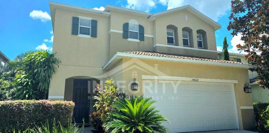 Villa ou maison à Land O' Lakes, Floride 4 chambres, 195.37 m2 № 1882888