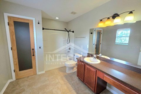 Casa en alquiler en Land O' Lakes, Florida, 4 dormitorios, 195.37 m2 № 1882888 - foto 25