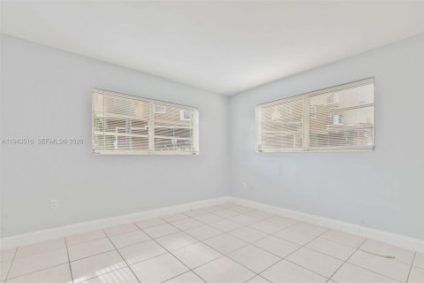 Снять в аренду кондоминиум в Майами, Флорида 2 спальни, 67.82м2, № 2000330 - фото 13