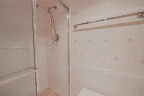 Copropriété à vendre à Sunny Isles Beach, Floride: 2 chambres, 138.24 m2 № 1779544 - photo 24