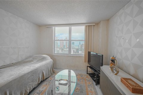 Copropriété à vendre à Sunny Isles Beach, Floride: 2 chambres, 138.24 m2 № 1779544 - photo 28