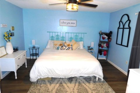 Condominio en venta en Lake Wales, Florida, 2 dormitorios, 104.05 m2 № 1048918 - foto 17