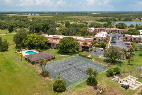 Condominio en venta en Lake Wales, Florida, 2 dormitorios, 104.05 m2 № 1048918 - foto 3