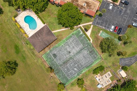 Condominio en venta en Lake Wales, Florida, 2 dormitorios, 104.05 m2 № 1048918 - foto 5