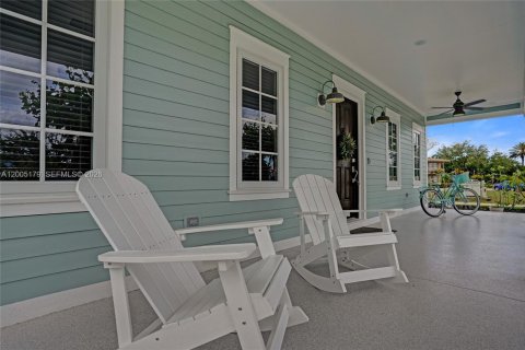 Villa ou maison à vendre à Stuart, Floride: 4 chambres, 188.31 m2 № 2070824 - photo 4