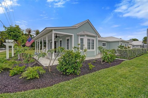 Villa ou maison à vendre à Stuart, Floride: 4 chambres, 188.31 m2 № 2070824 - photo 3