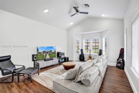 Villa ou maison à vendre à Stuart, Floride: 4 chambres, 188.31 m2 № 2070824 - photo 10