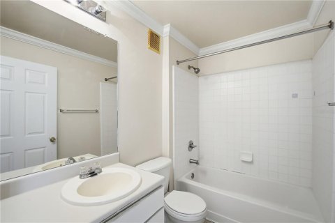 Condominio en alquiler en Tampa, Florida, 2 dormitorios, 105.26 m2 № 2105475 - foto 5