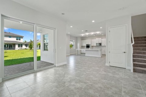 House in Westlake, Florida 4 bedrooms, 277.03 sq.m. № 1861458 - photo 4