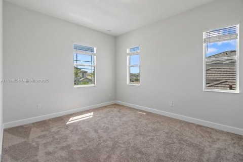 House in Westlake, Florida 4 bedrooms, 277.03 sq.m. № 1861458 - photo 28