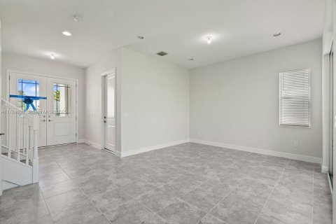 House in Westlake, Florida 4 bedrooms, 277.03 sq.m. № 1861458 - photo 9