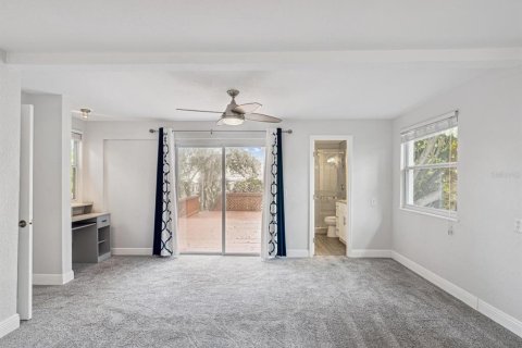 Casa en alquiler en Saint Petersburg, Florida, 3 dormitorios, 167.32 m2 № 1837309 - foto 27