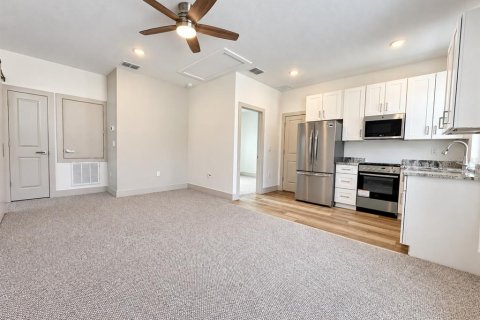 Villa ou maison à louer à Orlando, Floride: 1 chambre, 72.37 m2 № 2415112 - photo 3
