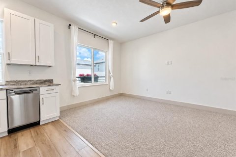 Villa ou maison à louer à Orlando, Floride: 1 chambre, 72.37 m2 № 2415112 - photo 5