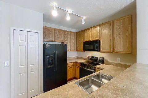 Condo in Orlando, Florida, 3 bedrooms  № 1771787 - photo 15