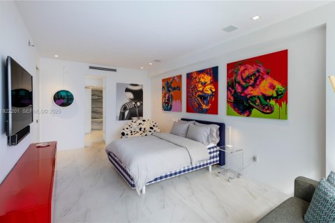 Condominio en venta en Miami Beach, Florida, 2 dormitorios, 138.42 m2 № 2089237 - foto 18