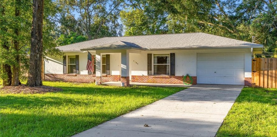 Villa ou maison à Ocala, Floride 3 chambres, 106.28 m2 № 1873015