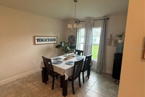 House in Winter Haven, Florida 3 bedrooms, 143.35 sq.m. № 1894218 - photo 4