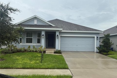 House in Winter Haven, Florida 3 bedrooms, 143.35 sq.m. № 1894218 - photo 1