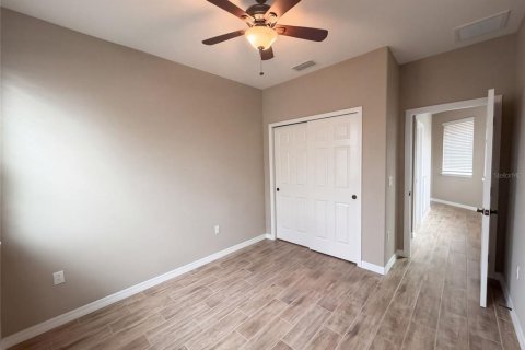 Villa ou maison à vendre à Groveland, Floride: 2 chambres, 145.67 m2 № 2408565 - photo 13