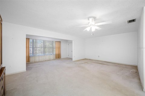 Condo in Saint Petersburg, Florida, 1 bedroom  № 1804683 - photo 19