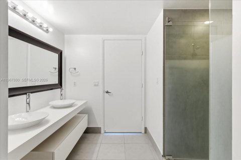 Condominio en venta en Miami, Florida, 2 dormitorios, 104.14 m2 № 2029903 - foto 20