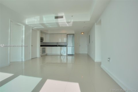 Copropriété à vendre à Miami, Floride: 2 chambres, 104.14 m2 № 2029903 - photo 2