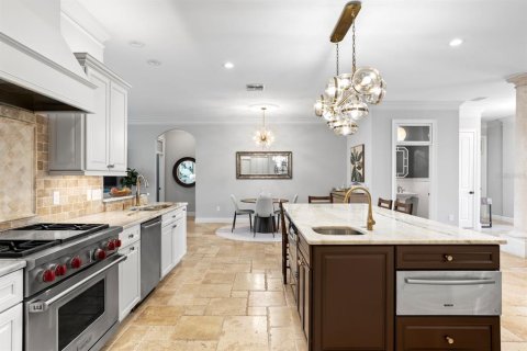 Casa en venta en Saint Petersburg, Florida, 4 dormitorios, 318.19 m2 № 1548573 - foto 11