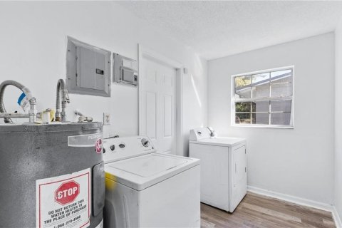 House in Orlando, Florida 3 bedrooms, 84.17 sq.m. № 2236718 - photo 22