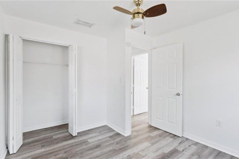 House in Orlando, Florida 3 bedrooms, 84.17 sq.m. № 2236718 - photo 17