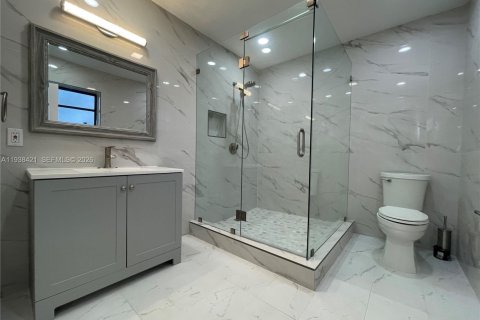 Купить виллу или дом в Майами, Флорида 4 спальни, 141.21м2, № 1996430 - фото 4