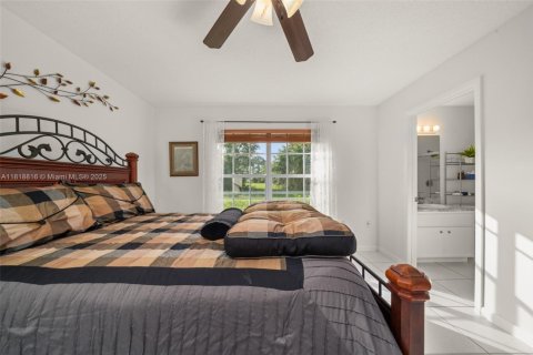 House in Sebring, Florida 2 bedrooms, 127.46 sq.m. № 1779987 - photo 16