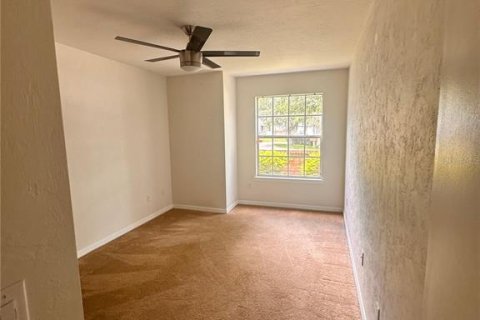 Touwnhouse à louer à Gainesville, Floride: 3 chambres, 119.84 m2 № 2413991 - photo 9
