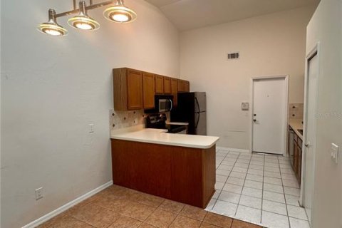 Touwnhouse à louer à Gainesville, Floride: 3 chambres, 119.84 m2 № 2413991 - photo 4