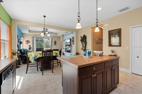 House in Bradenton, Florida 3 bedrooms, 167.69 sq.m. № 1732648 - photo 24