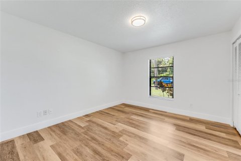 House in Edgewater, Florida 3 bedrooms, 165.55 sq.m. № 1847556 - photo 26