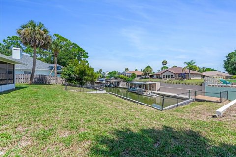 House in Edgewater, Florida 3 bedrooms, 165.55 sq.m. № 1847556 - photo 11