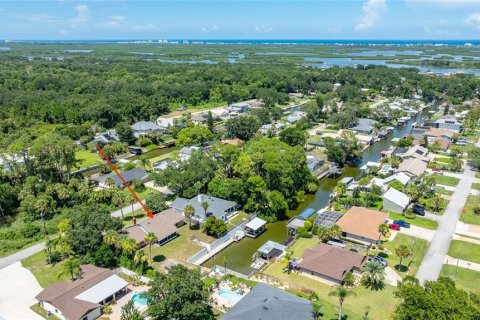 House in Edgewater, Florida 3 bedrooms, 165.55 sq.m. № 1847556 - photo 2
