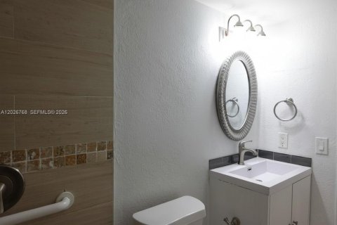 Copropriété à louer à Pembroke Pines, Floride: 2 chambres, 88.54 m2 № 2085885 - photo 27