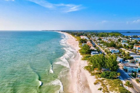 Villa ou maison à vendre à Bradenton, Floride: 5 chambres, 339.93 m2 № 2207866 - photo 4