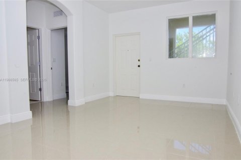 Condominio en alquiler en Homestead, Florida, 3 dormitorios, 98.48 m2 № 2028237 - foto 3