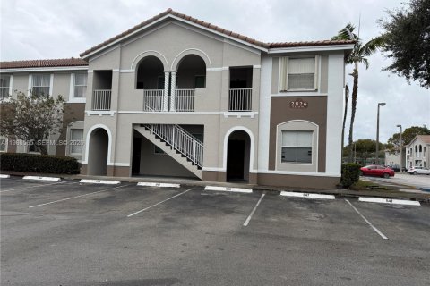Condominio en alquiler en Homestead, Florida, 3 dormitorios, 98.48 m2 № 2028237 - foto 17