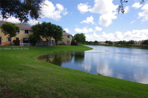 Condominio en alquiler en Homestead, Florida, 3 dormitorios, 98.48 m2 № 2028237 - foto 21